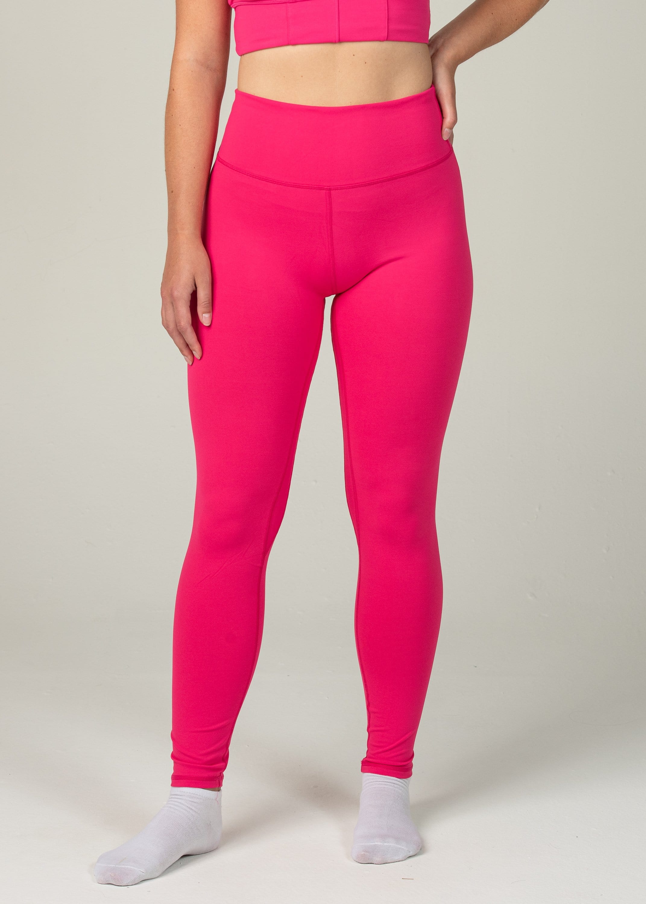 NWT Juicy Couture Sport ESSENTIAL CROP in PINK POW color Athletic Leggings  XL 